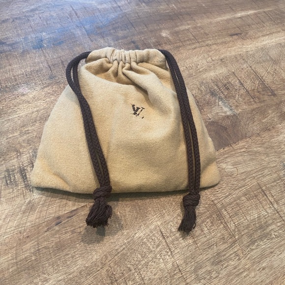 Louis Vuitton Elise Monogram Wallet - Picture 12 of 13